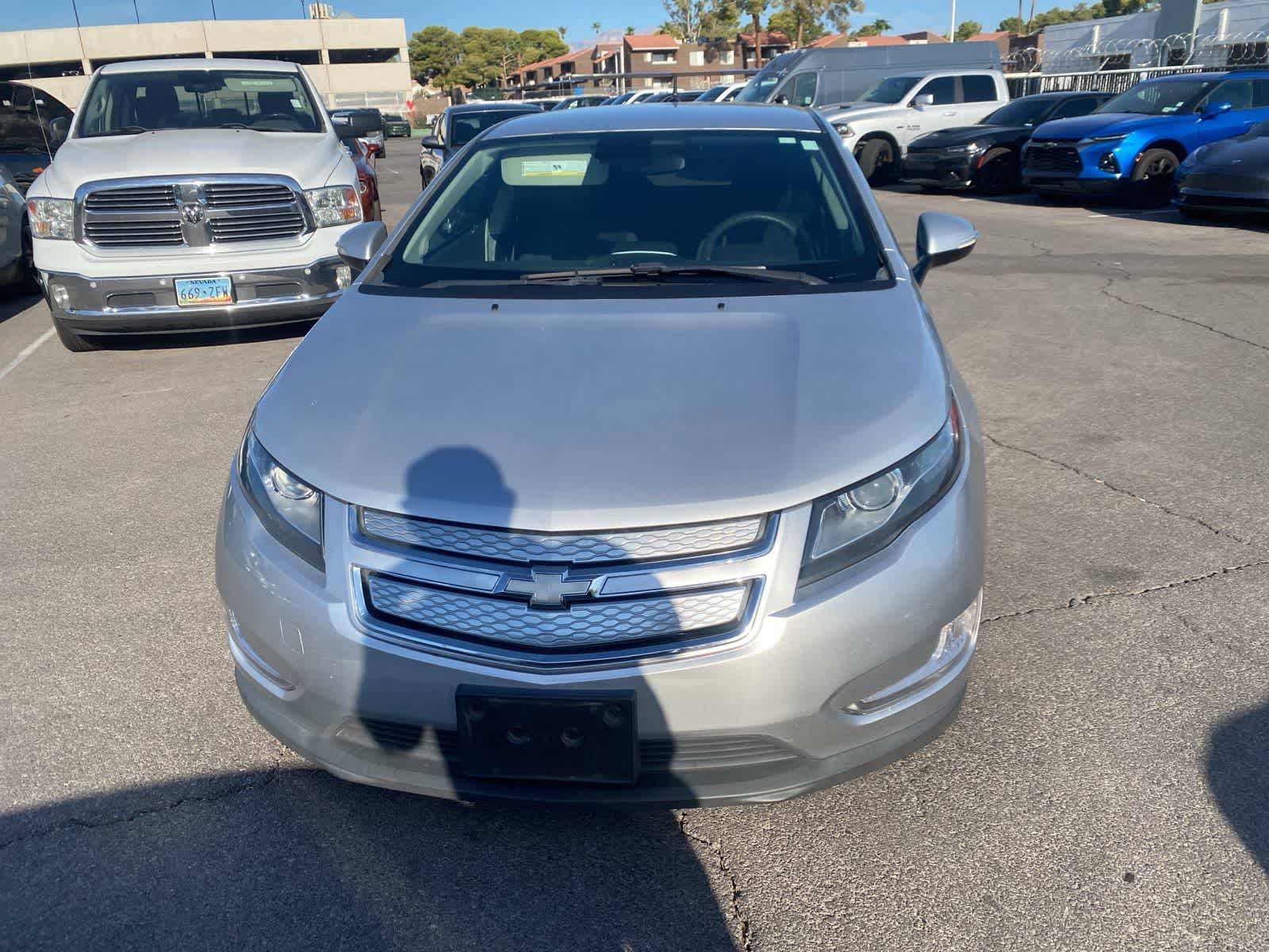 Thumbnail: 2013 Chevrolet Volt - 2