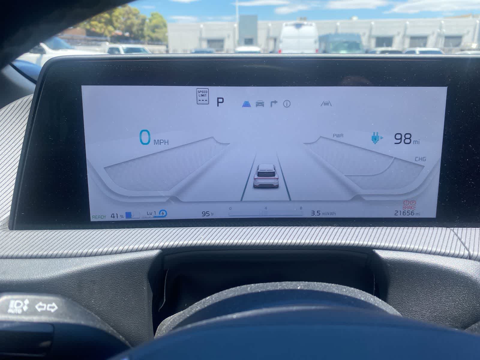 Thumbnail: 2023 Kia EV6 - 13