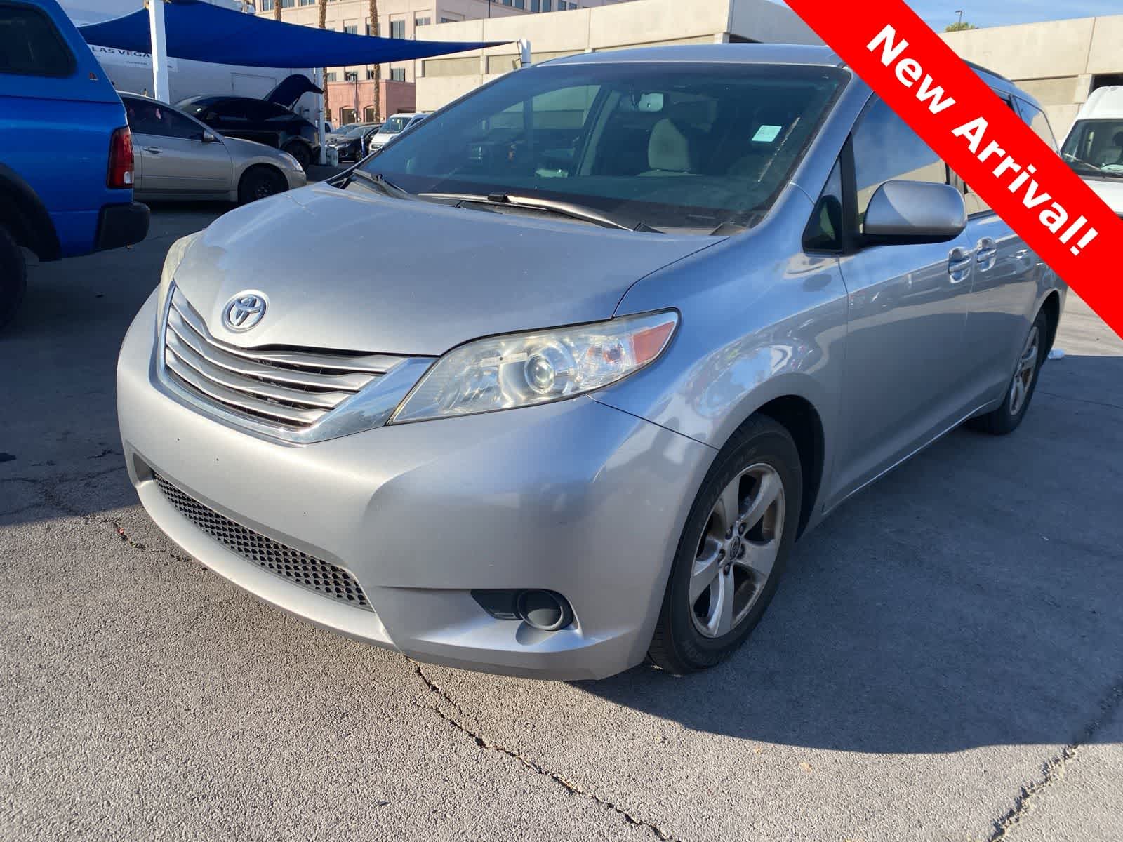 2017 Toyota Sienna LE