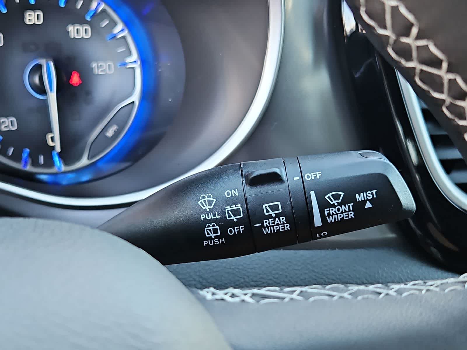 Thumbnail: 2026 Chrysler Pacifica - 25