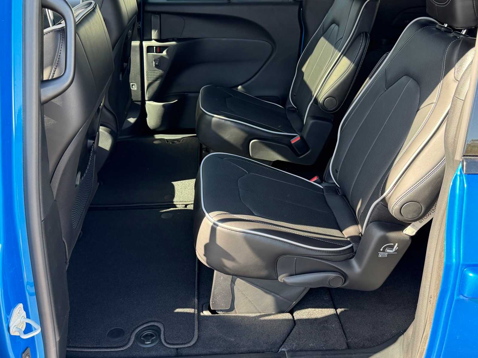Thumbnail: 2026 Chrysler Pacifica - 25