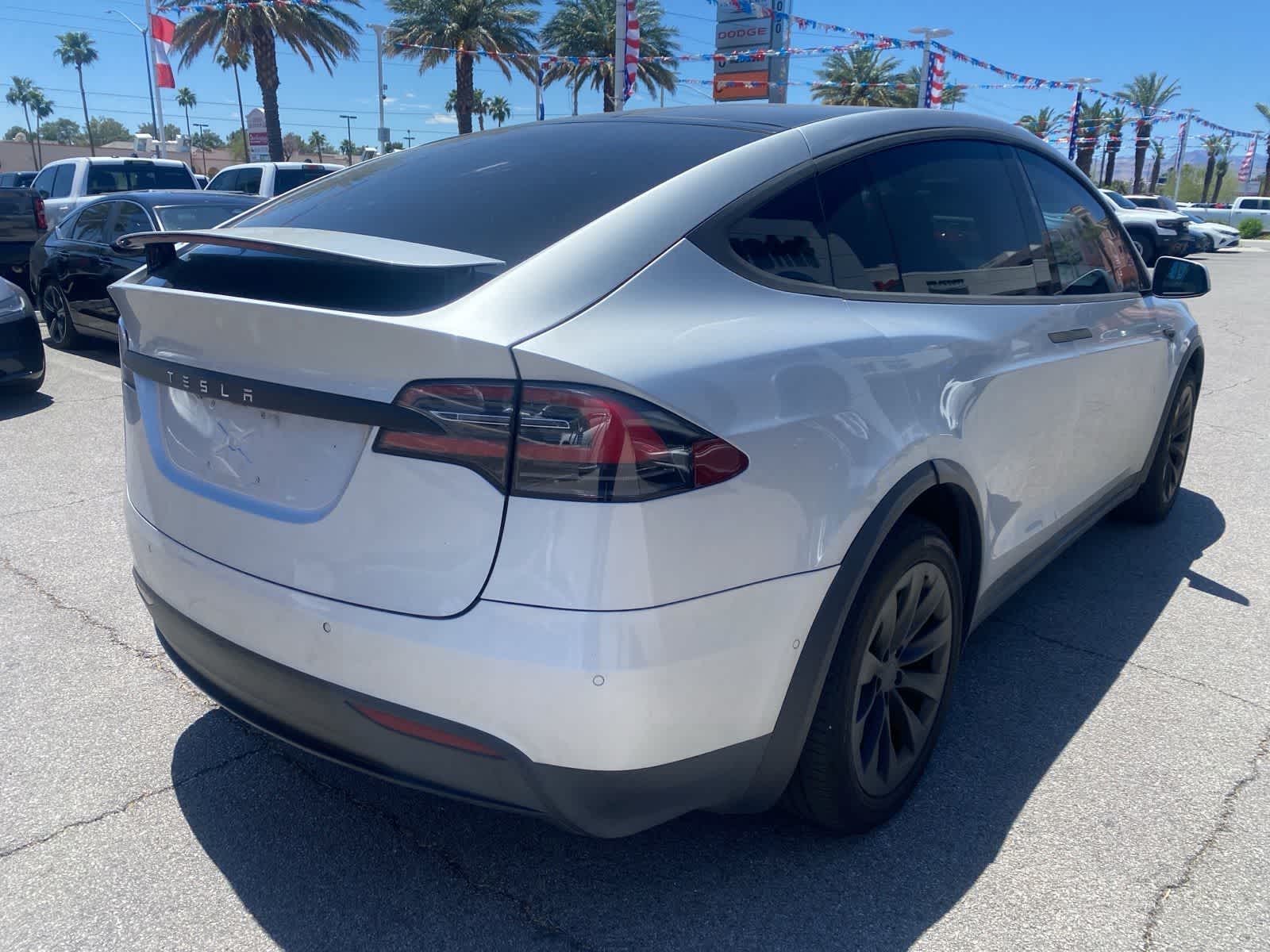 Thumbnail: 2018 Tesla Model X - 7