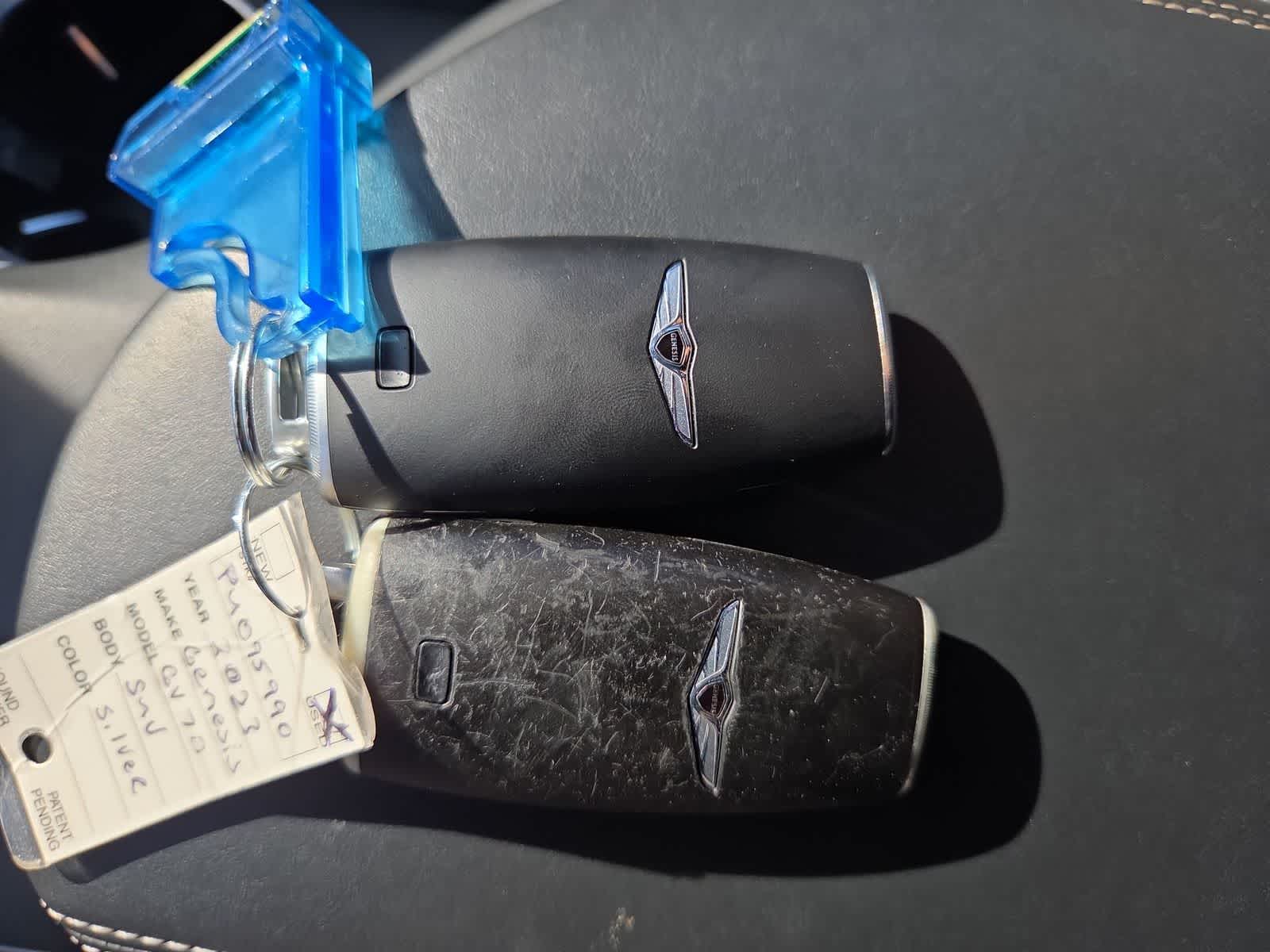 Thumbnail: 2023 Genesis GV70 - 36