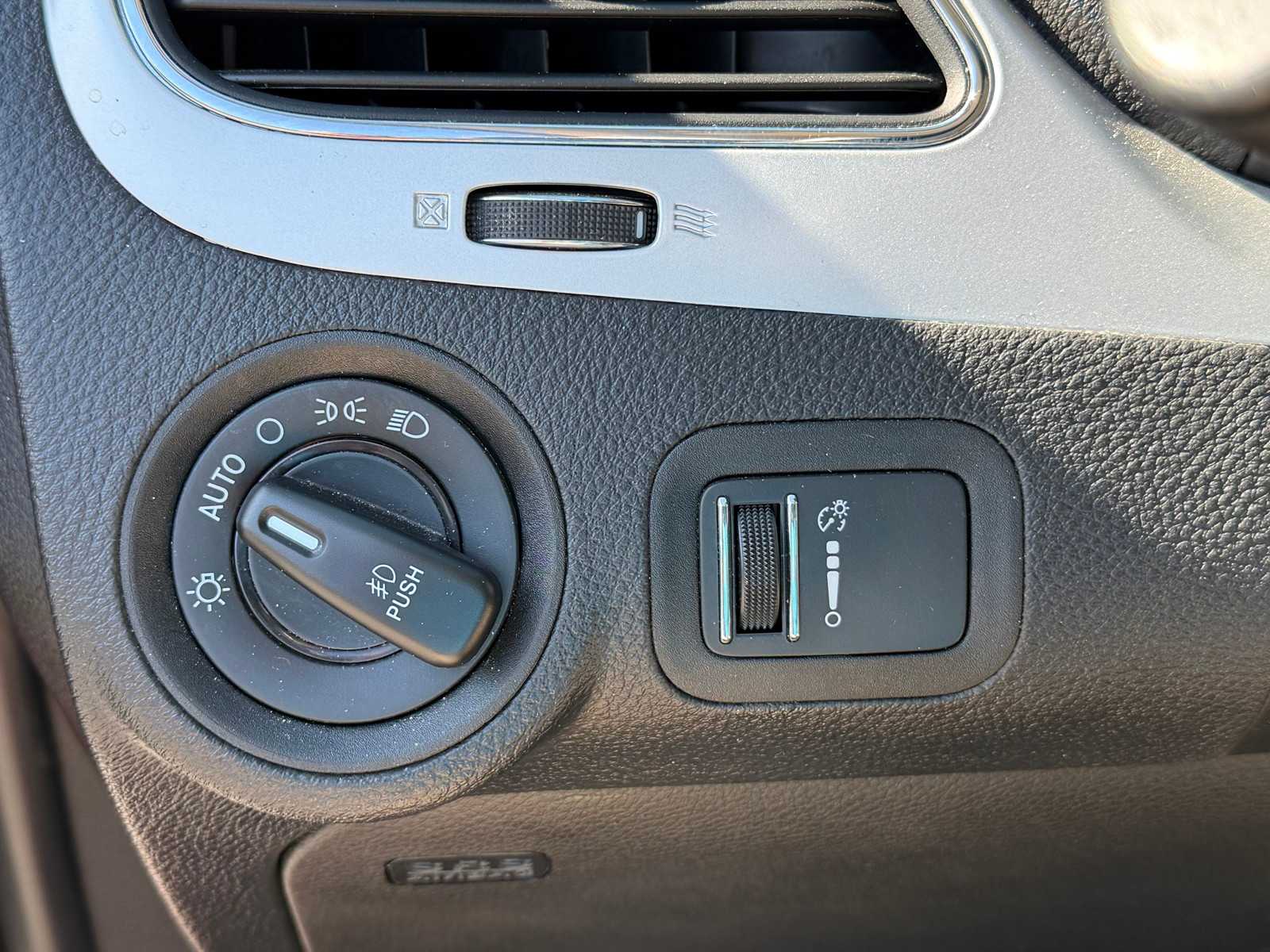 Thumbnail: 2019 Dodge Journey - 15
