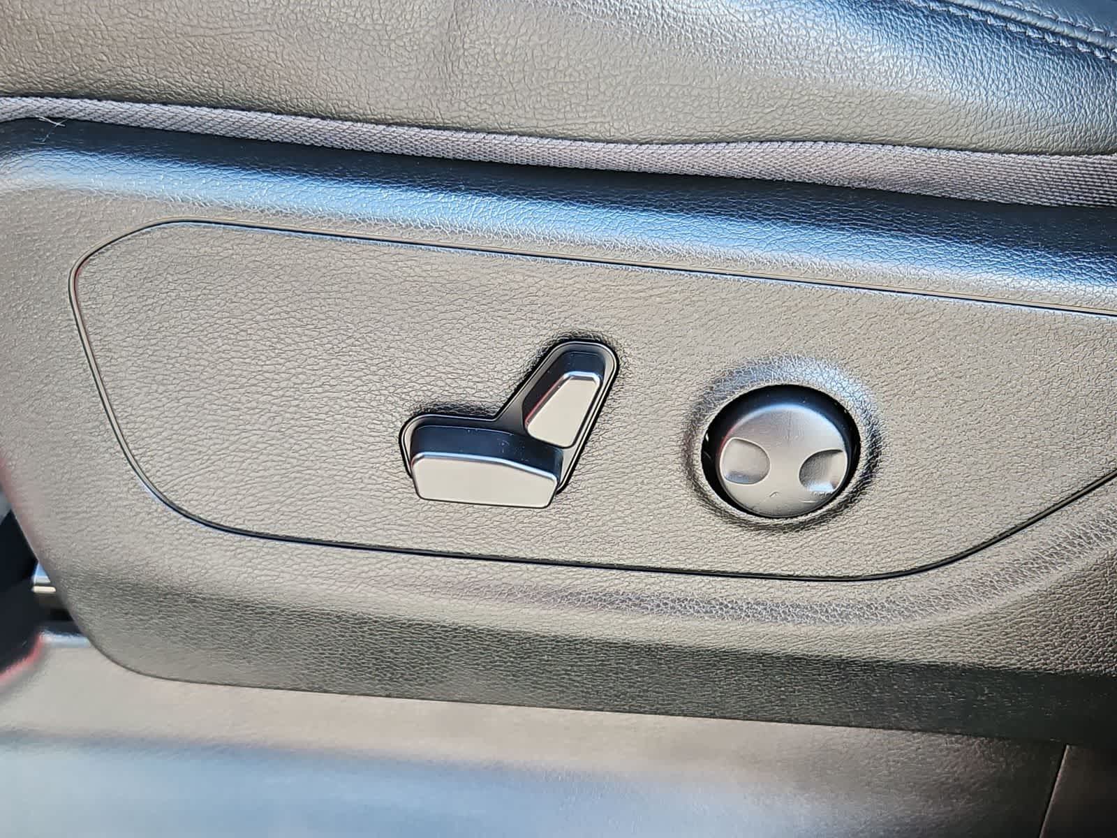 Thumbnail: 2025 RAM 1500 - 19