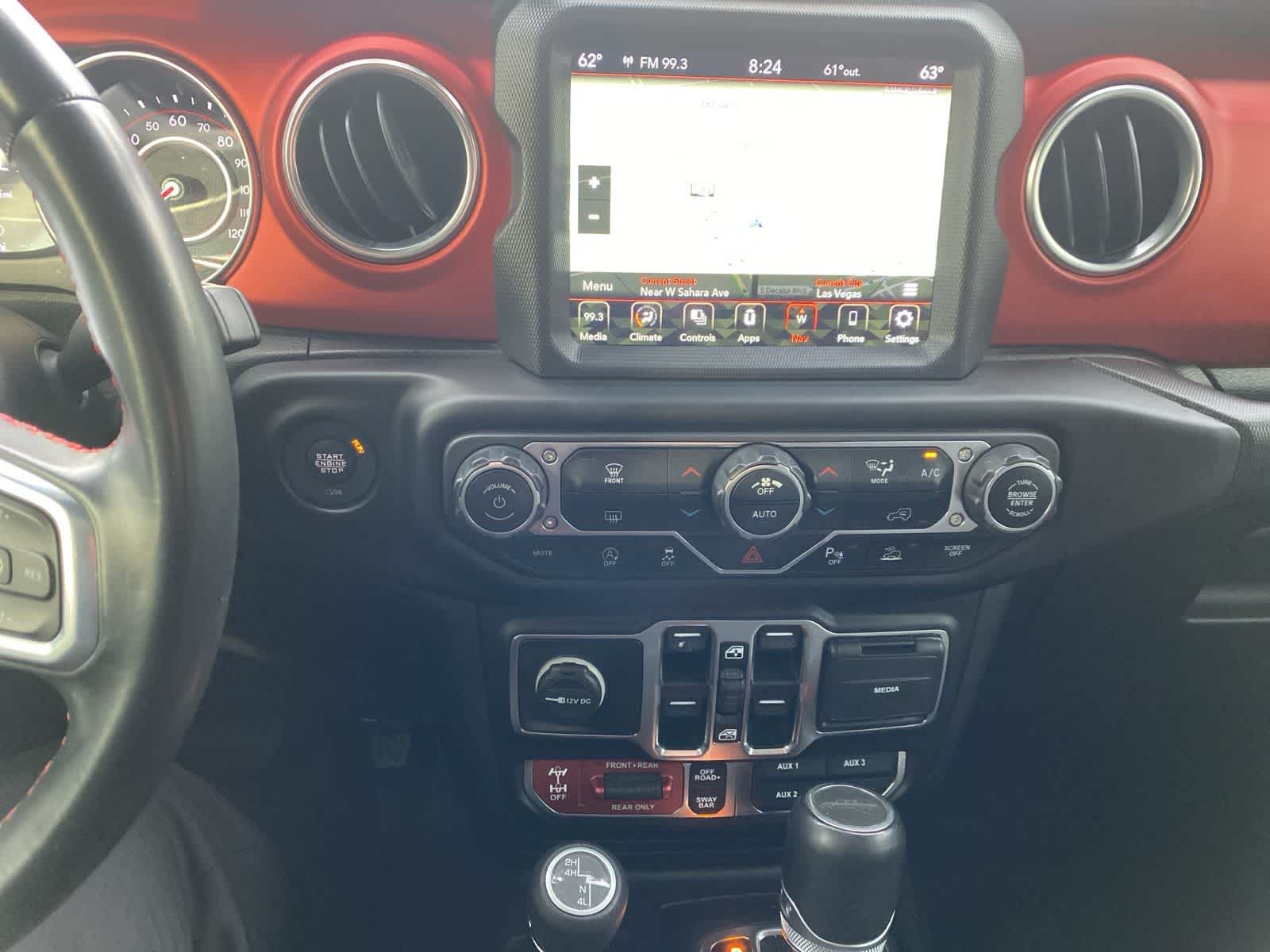 Thumbnail: 2021 Jeep Gladiator - 17