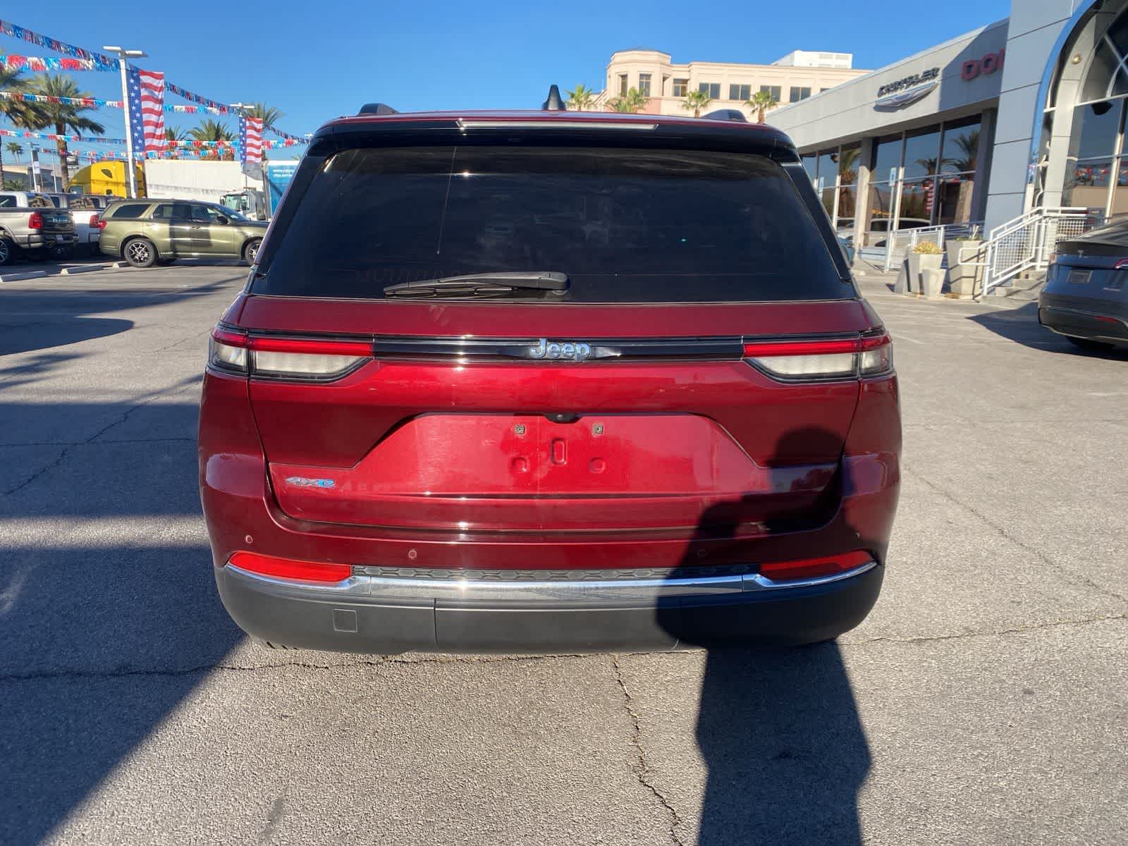 Thumbnail: 2023 Jeep Grand Cherokee - 7