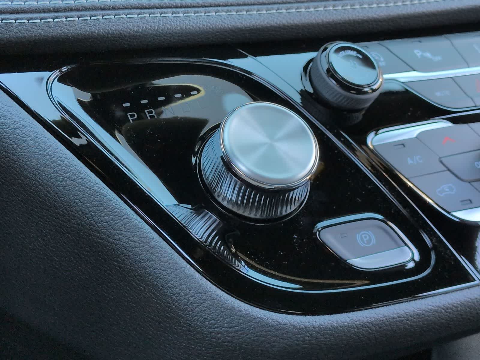 Thumbnail: 2026 Chrysler Pacifica - 32