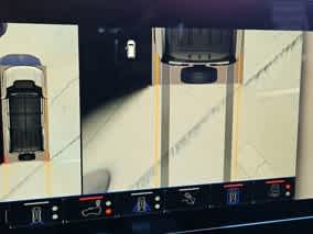 Thumbnail: 2024 GMC Hummer EV - 32