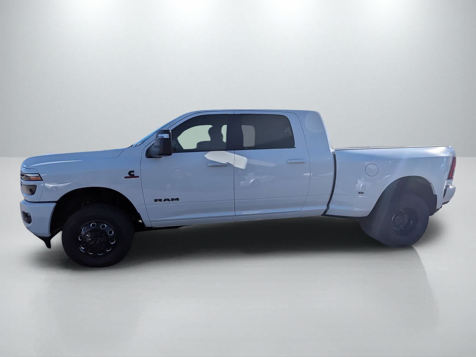 Thumbnail: 2026 RAM 3500 - 4