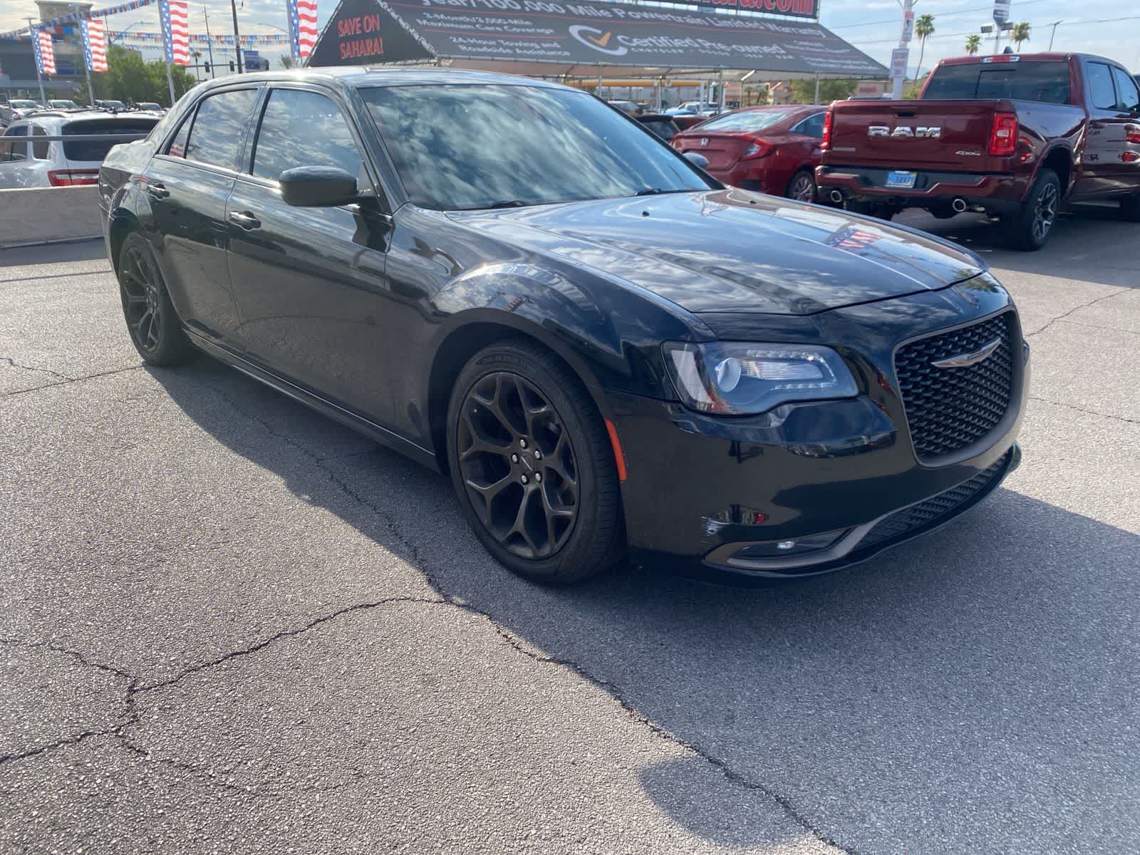 Thumbnail: 2016 Chrysler 300 - 3