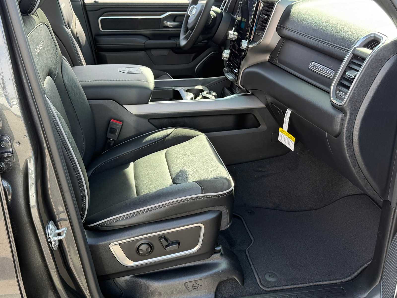 Thumbnail: 2026 RAM 1500 - 29