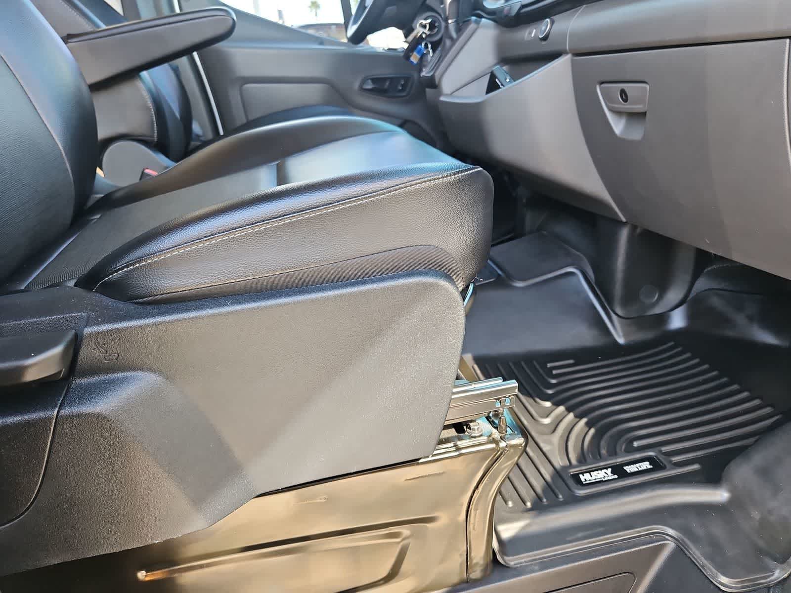 Thumbnail: 2020 Ford Transit Series - 20