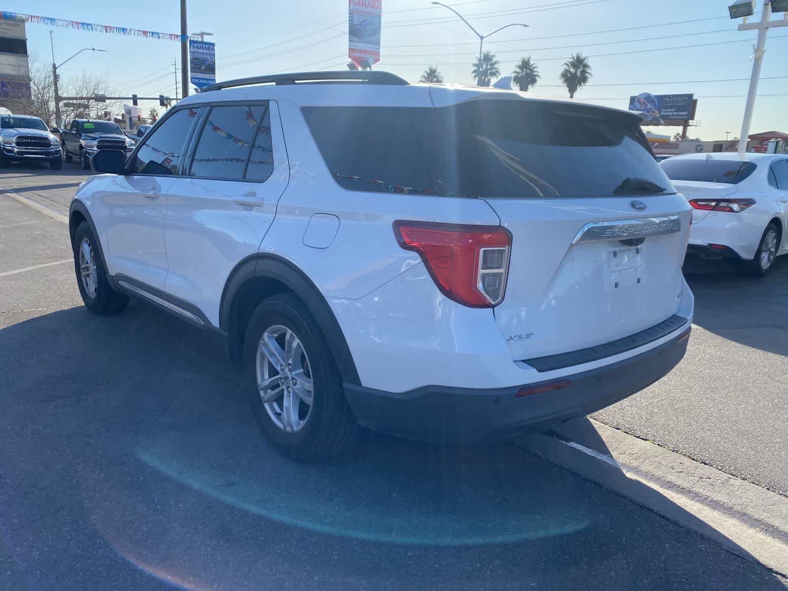 Thumbnail: 2020 Ford Explorer - 8