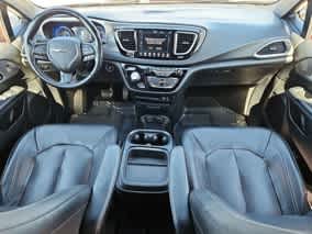 Thumbnail: 2020 Chrysler Pacifica - 20