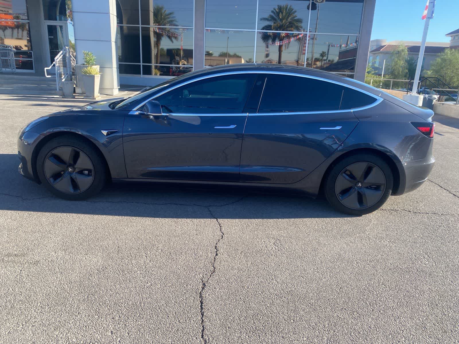 Thumbnail: 2019 Tesla Model 3 - 10