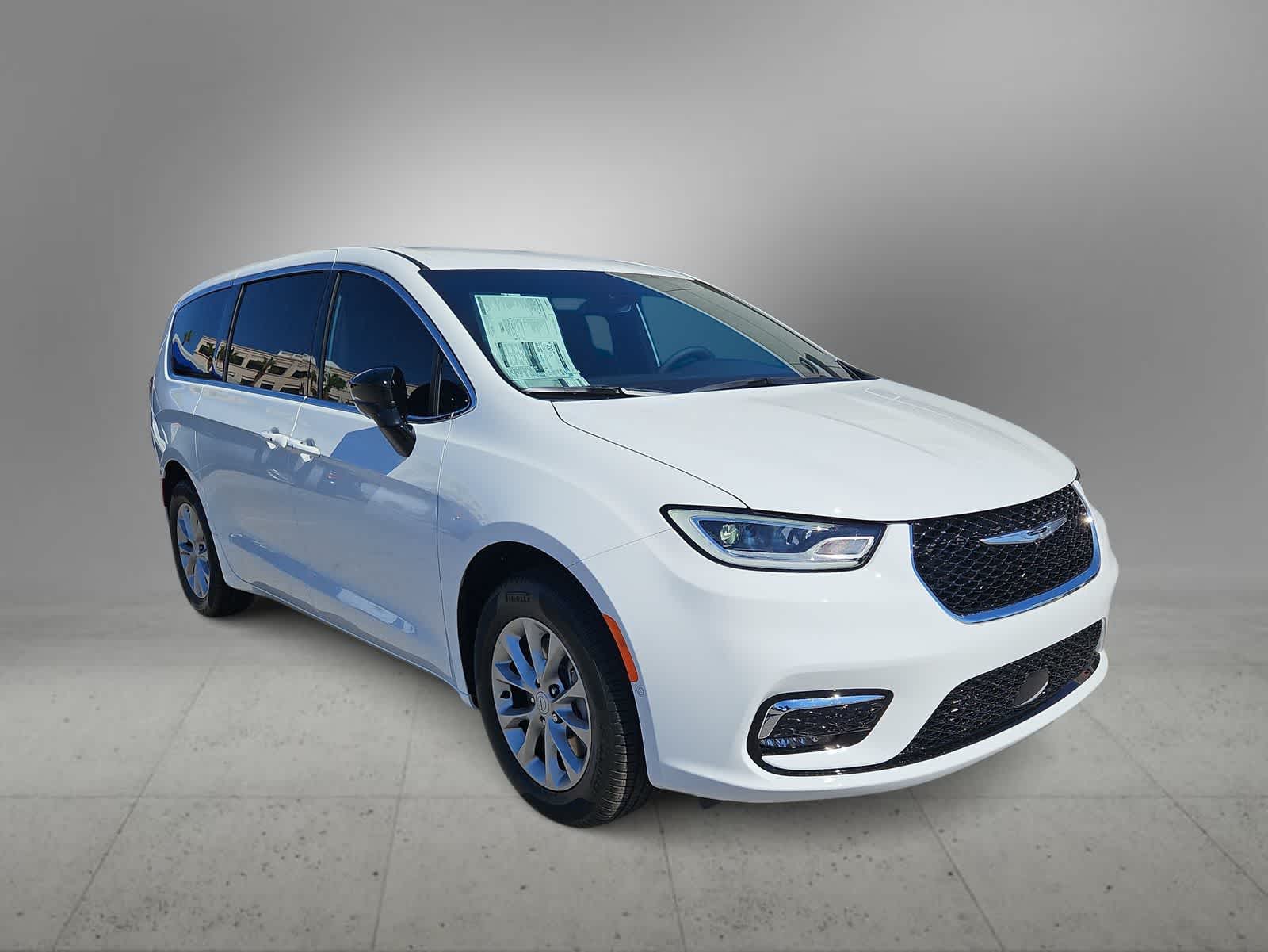 Thumbnail: 2026 Chrysler Pacifica - 2