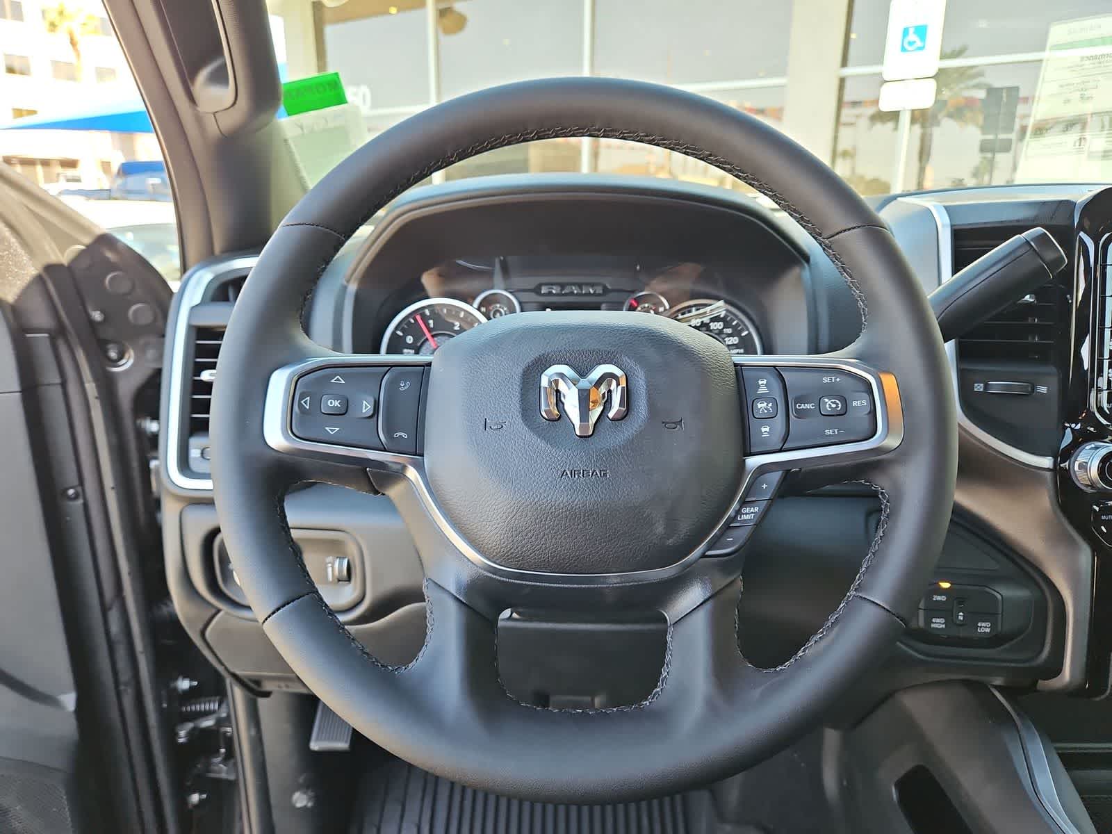 2025 RAM 3500 Big Horn 21