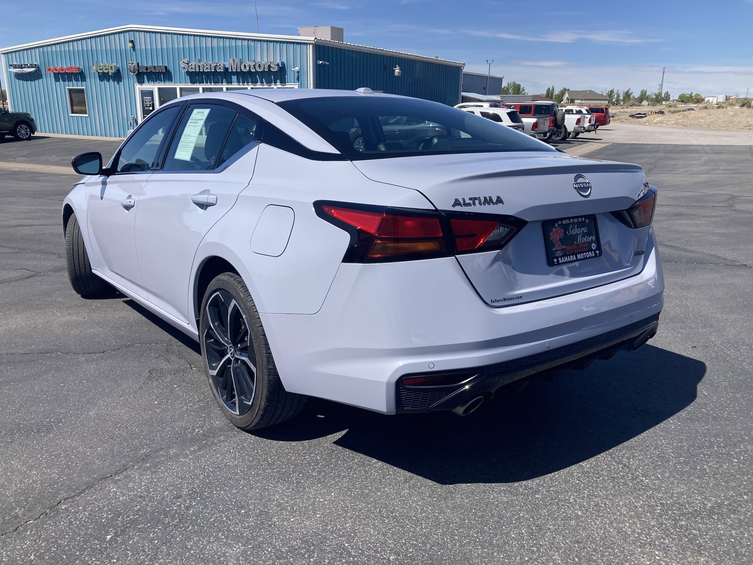 2024 Nissan Altima SR - Photo 7