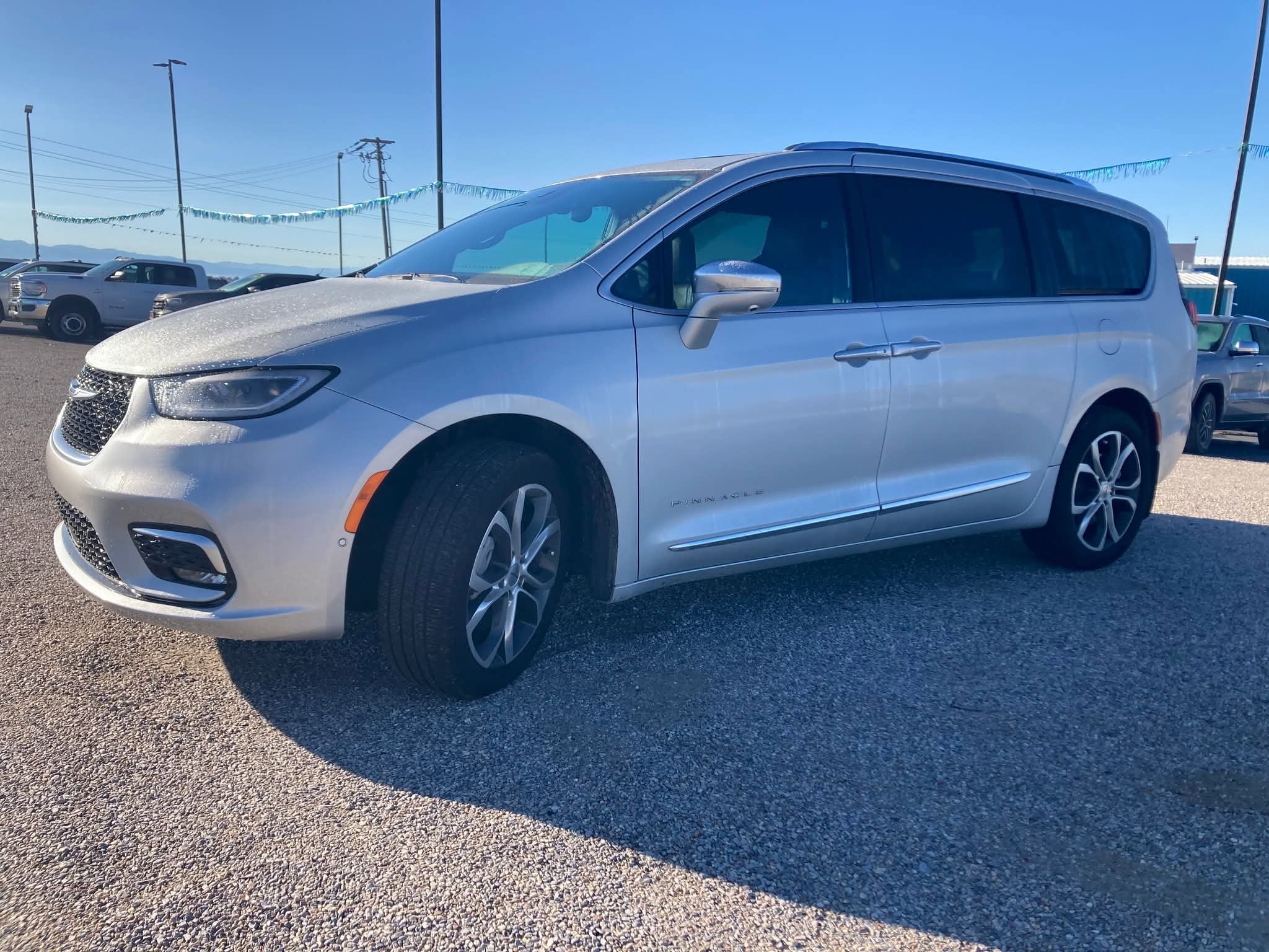 2024 Chrysler Pacifica Pinnacle AWD's photo