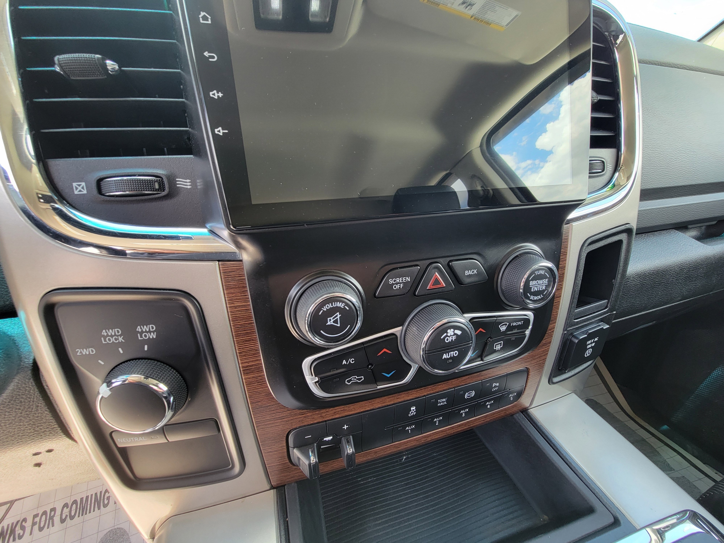 2014 RAM Ram 3500 Pickup Laramie - Photo 7