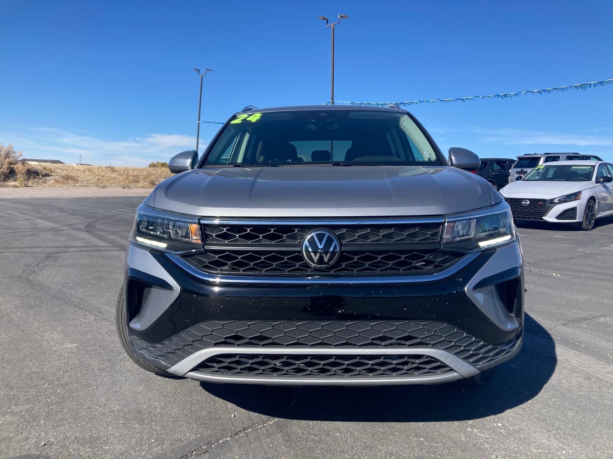 2024 Volkswagen Taos SE - Photo 9