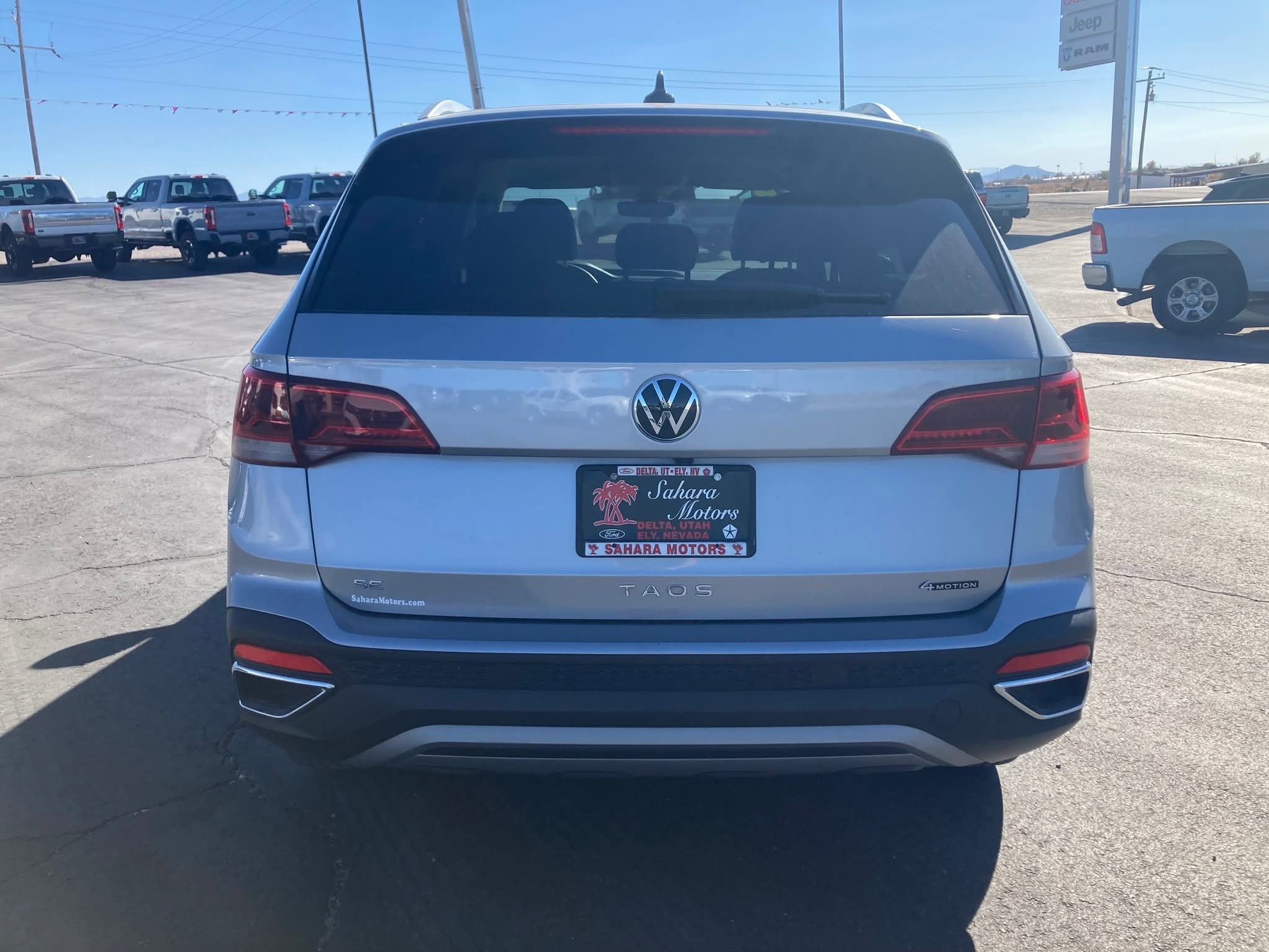 2024 Volkswagen Taos SE - Photo 5
