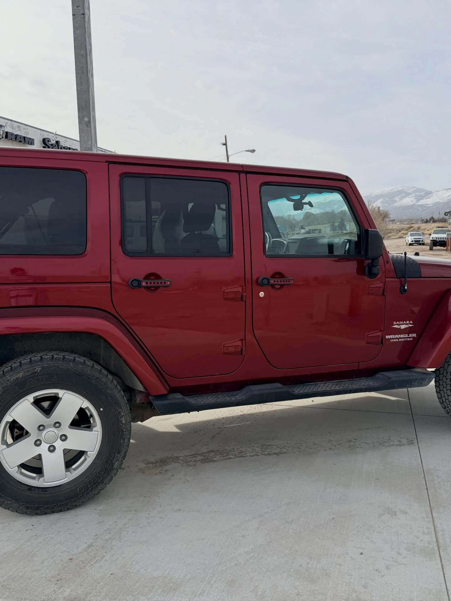 Used 2012 Jeep Wrangler Unlimited Sahara with VIN 1C4HJWEG6CL184677 for sale in Delta, UT