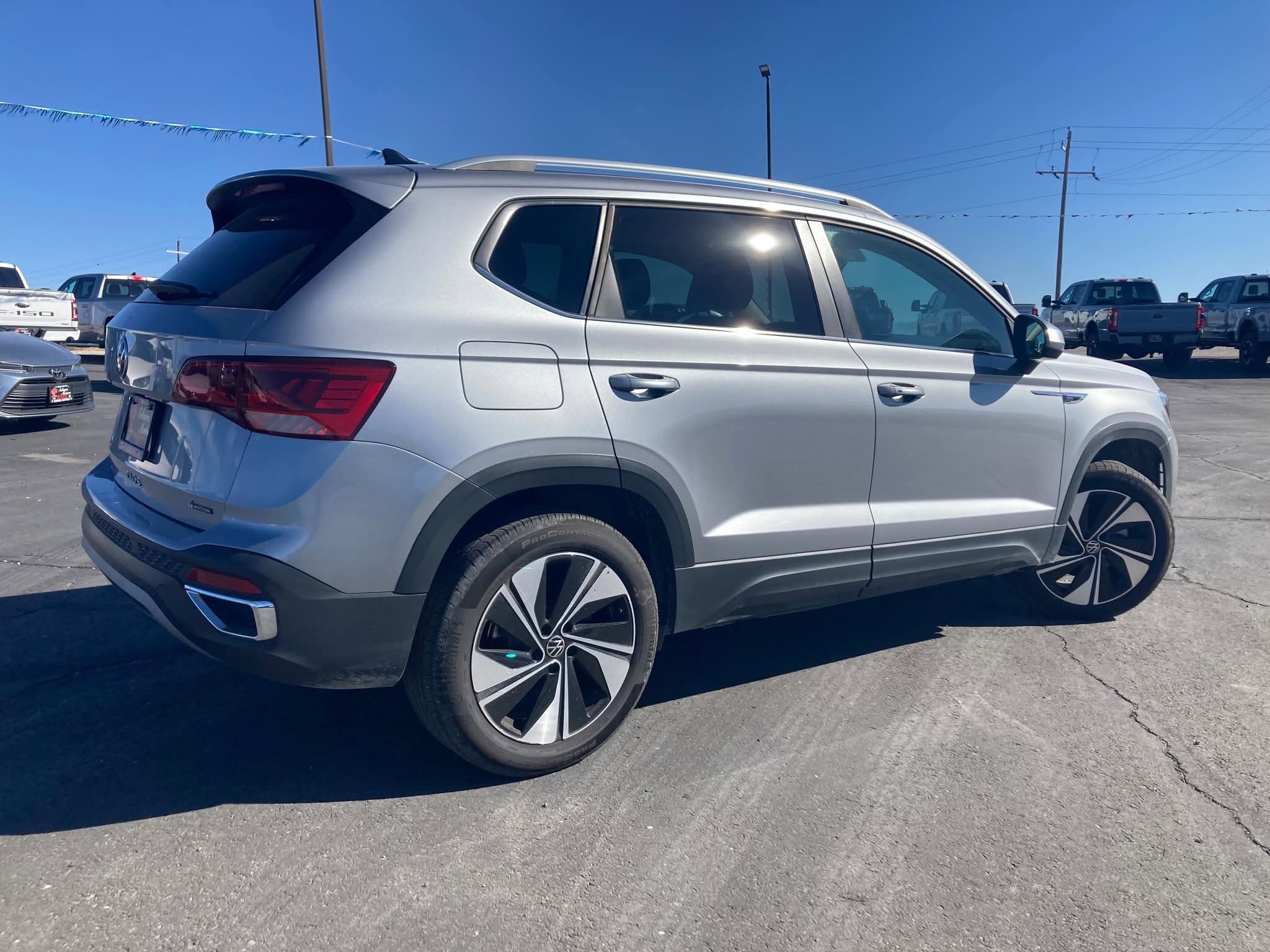 2024 Volkswagen Taos SE - Photo 7