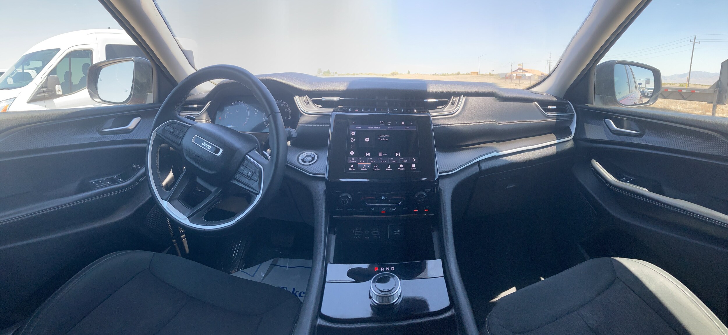 2023 Jeep Grand Cherokee Laredo - Photo 14