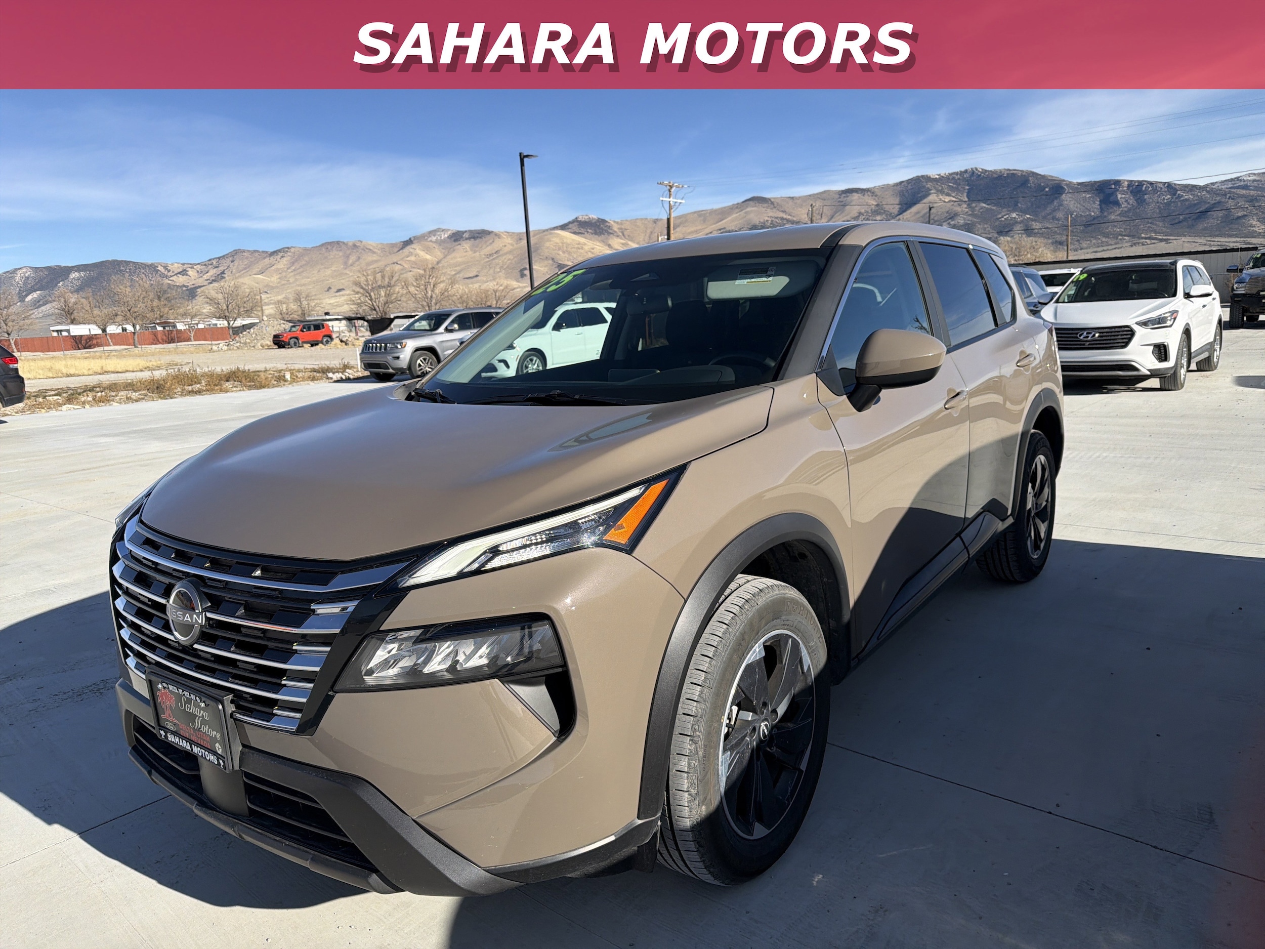 2025 Nissan Rogue SV's photo