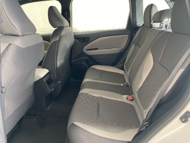 2026 Subaru Forester Base - Photo 11