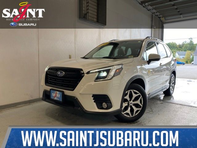 2023 Subaru Forester Premium