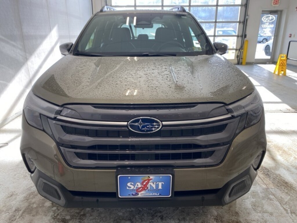 New 2025 Subaru Forester Limited SUV
