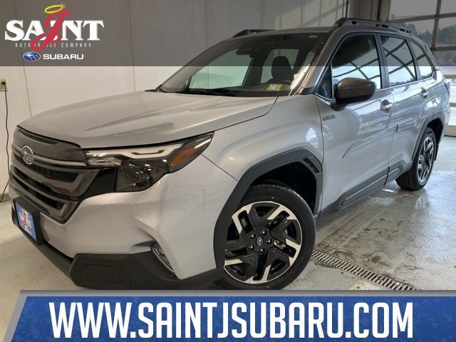 2025 Subaru Forester Premium's photo