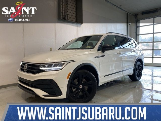 2023 Volkswagen Tiguan SE R-LINE BLACK