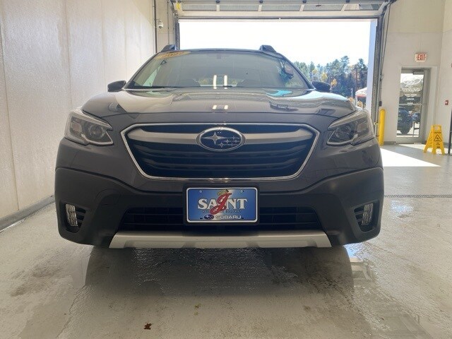 2022 Subaru Outback Limited photo 3