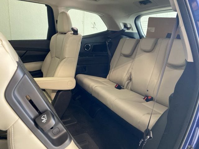 2026 Subaru Ascent Limited - Photo 17
