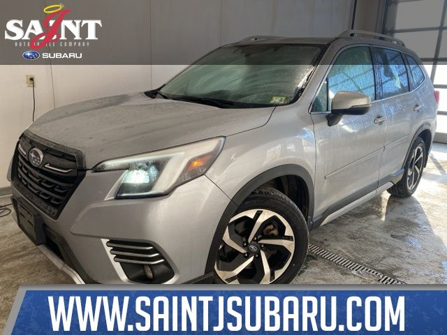 2023 Subaru Forester Touring's photo