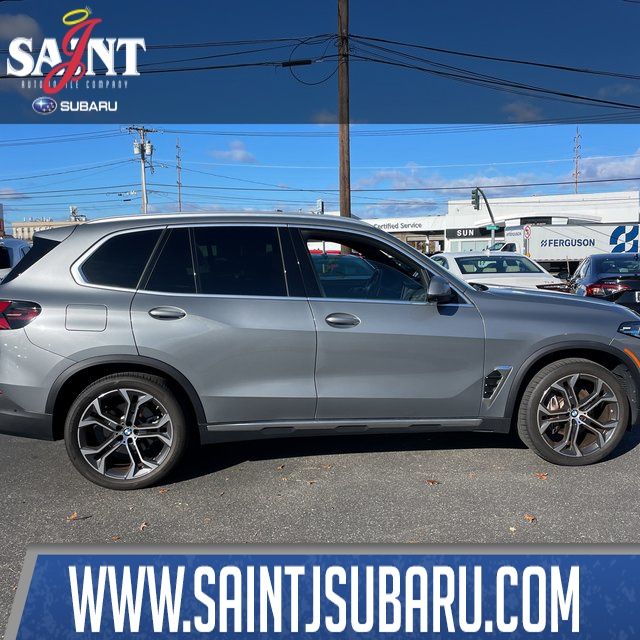 2024 BMW X5 40i's photo