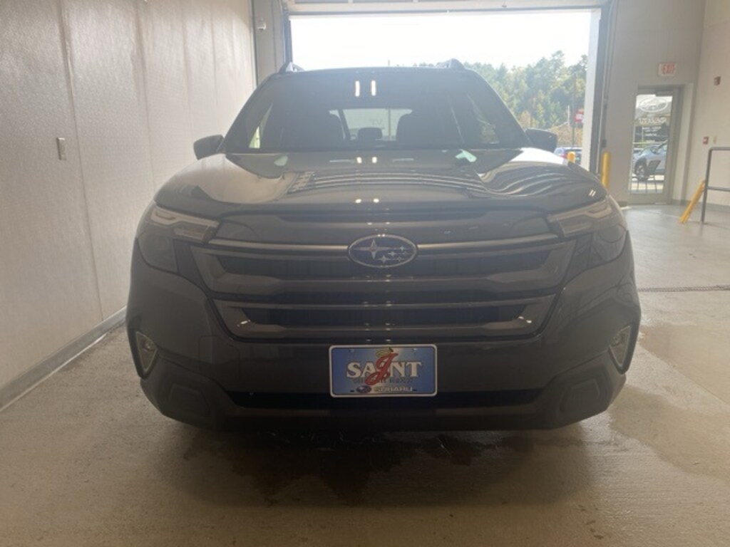 Used 2025 Subaru Forester Premium SUV