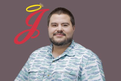 Staff member Oscar Hernandez from ID_1dbc95