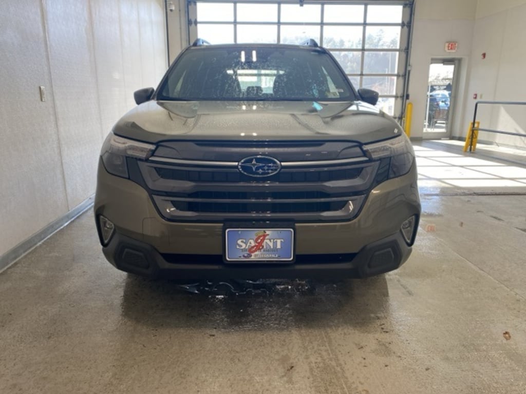 Used 2025 Subaru Forester Premium SUV