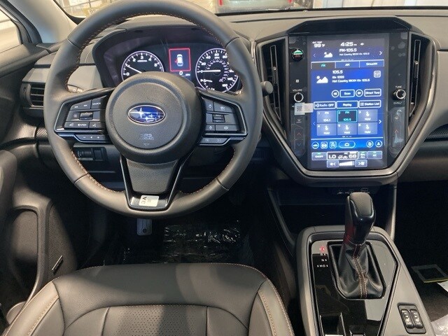 2025 Subaru Crosstrek Limited photo 2