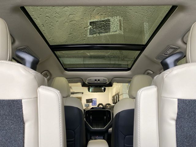 2026 Subaru Ascent Limited - Photo 13