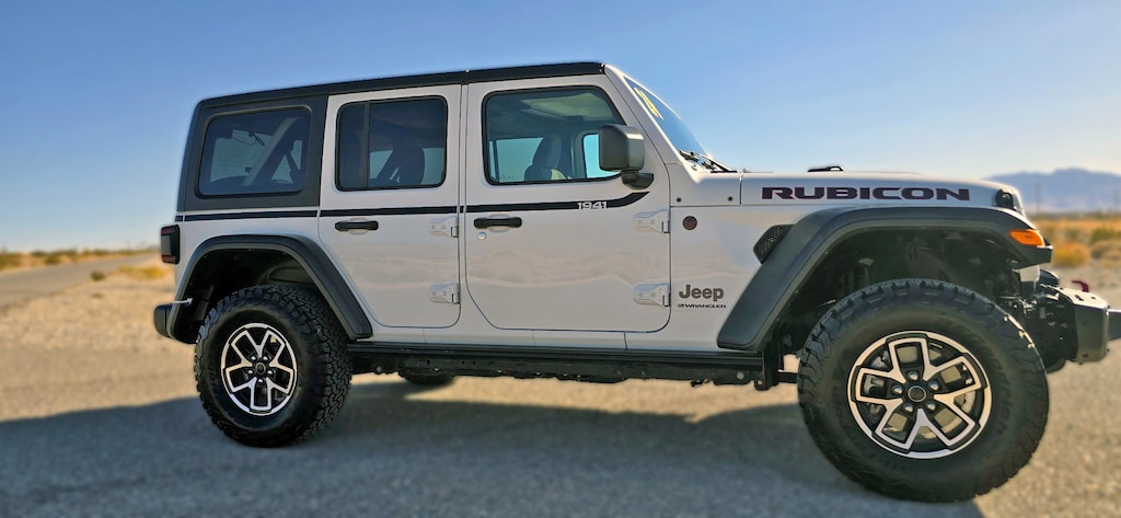 Used 2024 Jeep Wrangler Rubicon SUV