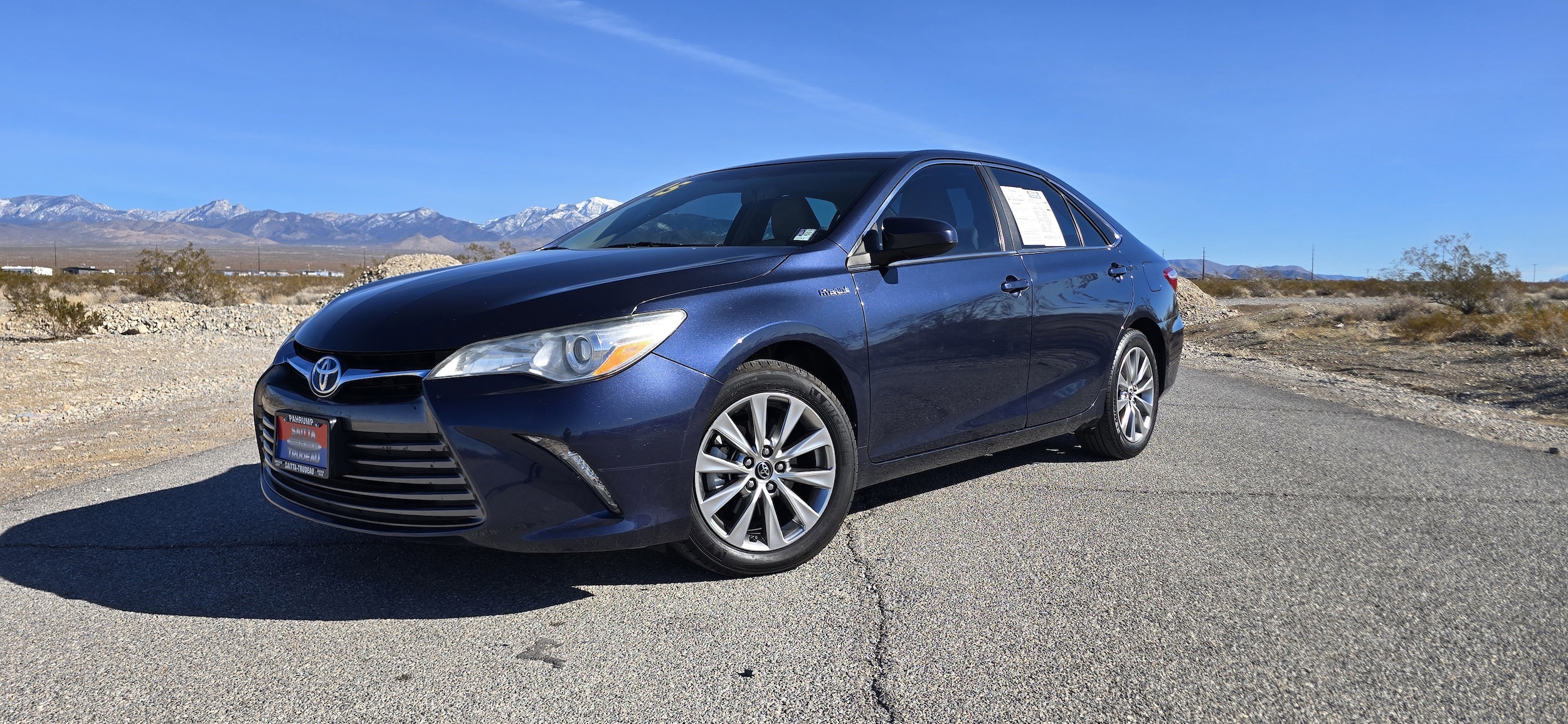 2015 Toyota Camry SE Hybrid