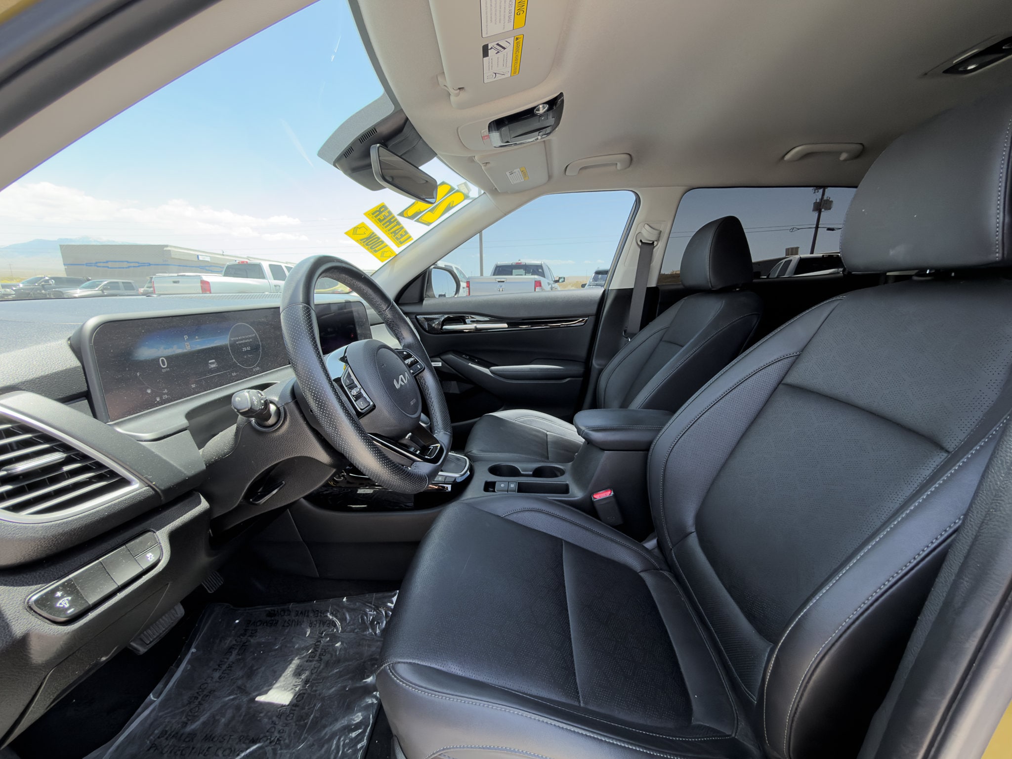 2024 Kia Seltos SX - Photo 11