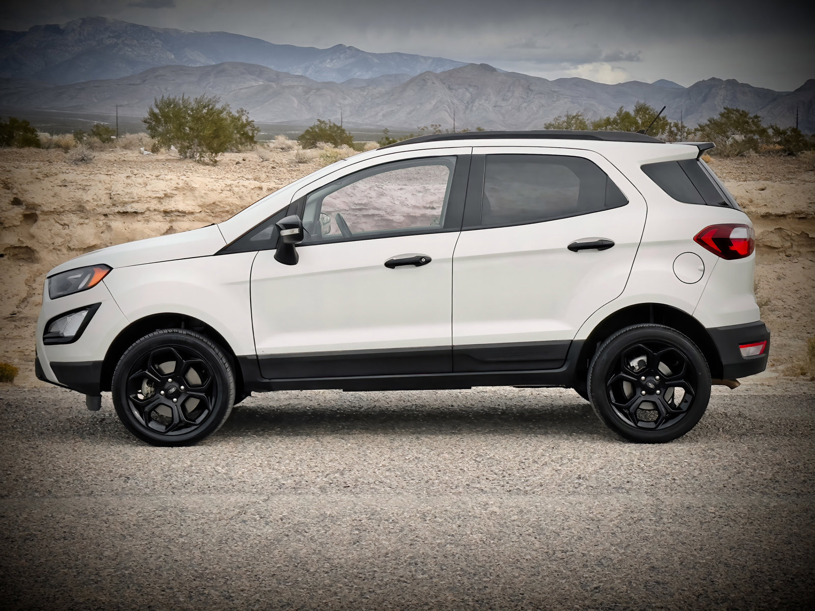 Used 2021 Ford EcoSport SES with VIN MAJ6S3JL0MC412802 for sale in Pahrump, NV