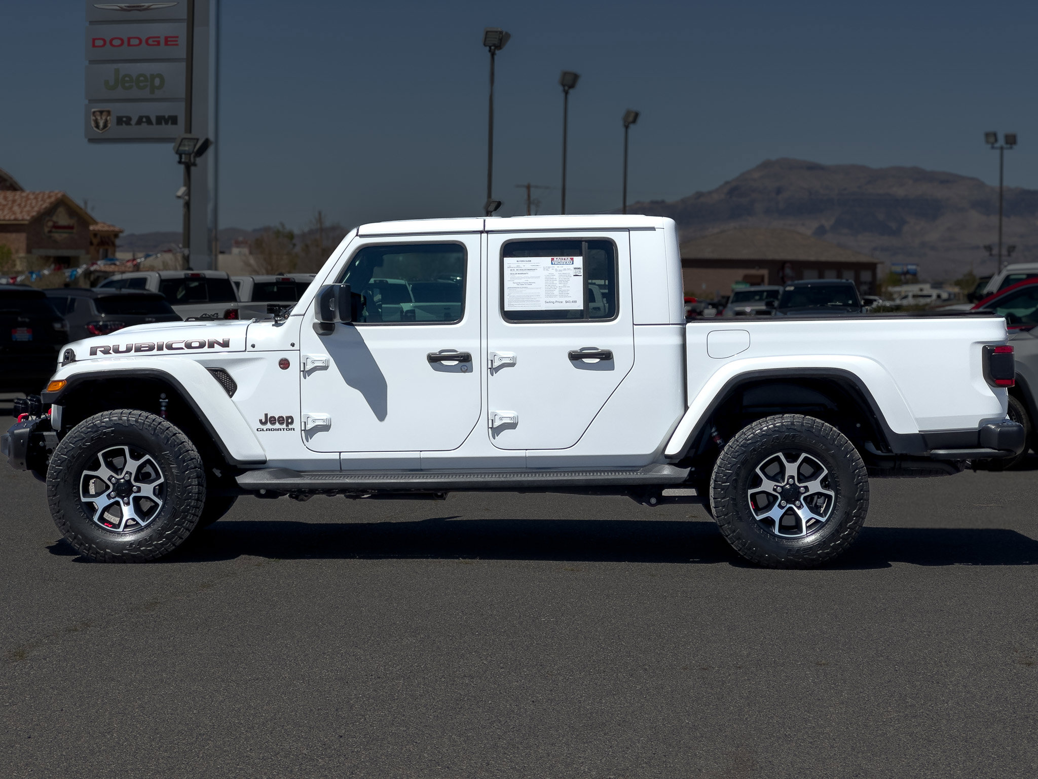 Used 2020 Jeep Gladiator Rubicon with VIN 1C6JJTBG2LL204595 for sale in Pahrump, NV